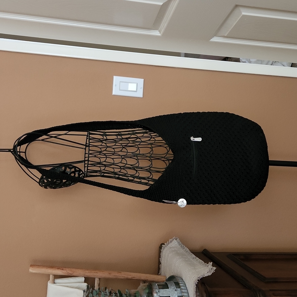 SALE 🌺 NWOT The Sak Crocheted Bag